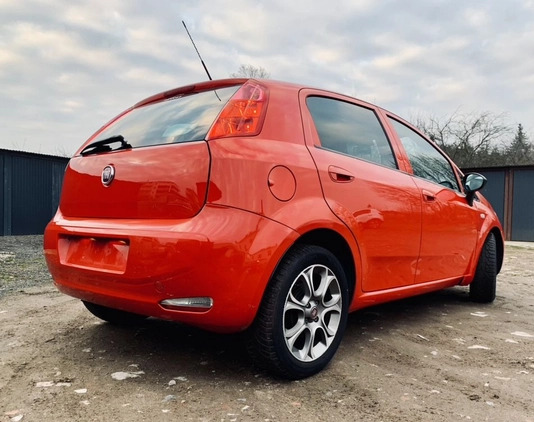 Fiat Punto Evo cena 14900 przebieg: 60000, rok produkcji 2017 z Września małe 326
